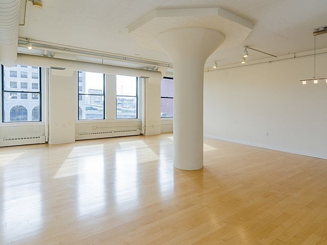 210 South Street # 4 Unit: 4-4