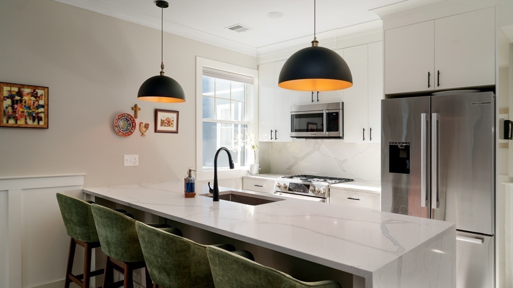 1252 Broadway # 4