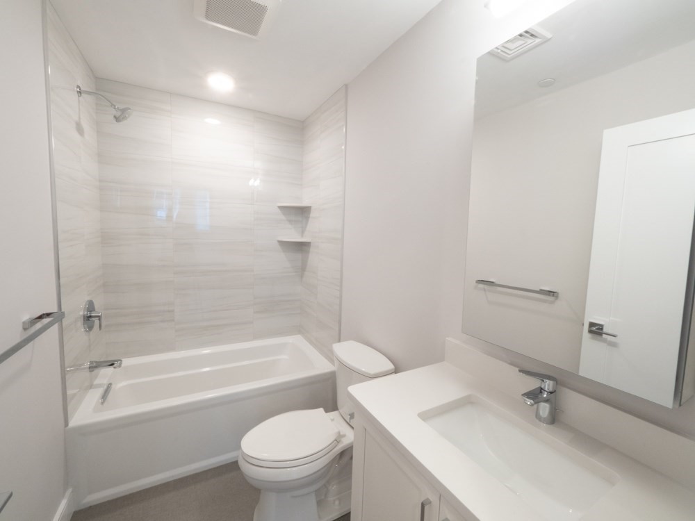 78 Gibbs Street # B