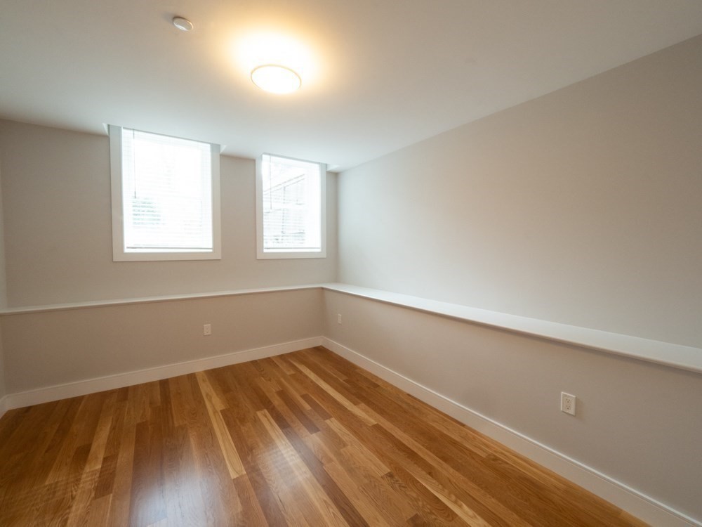 78 Gibbs Street # B