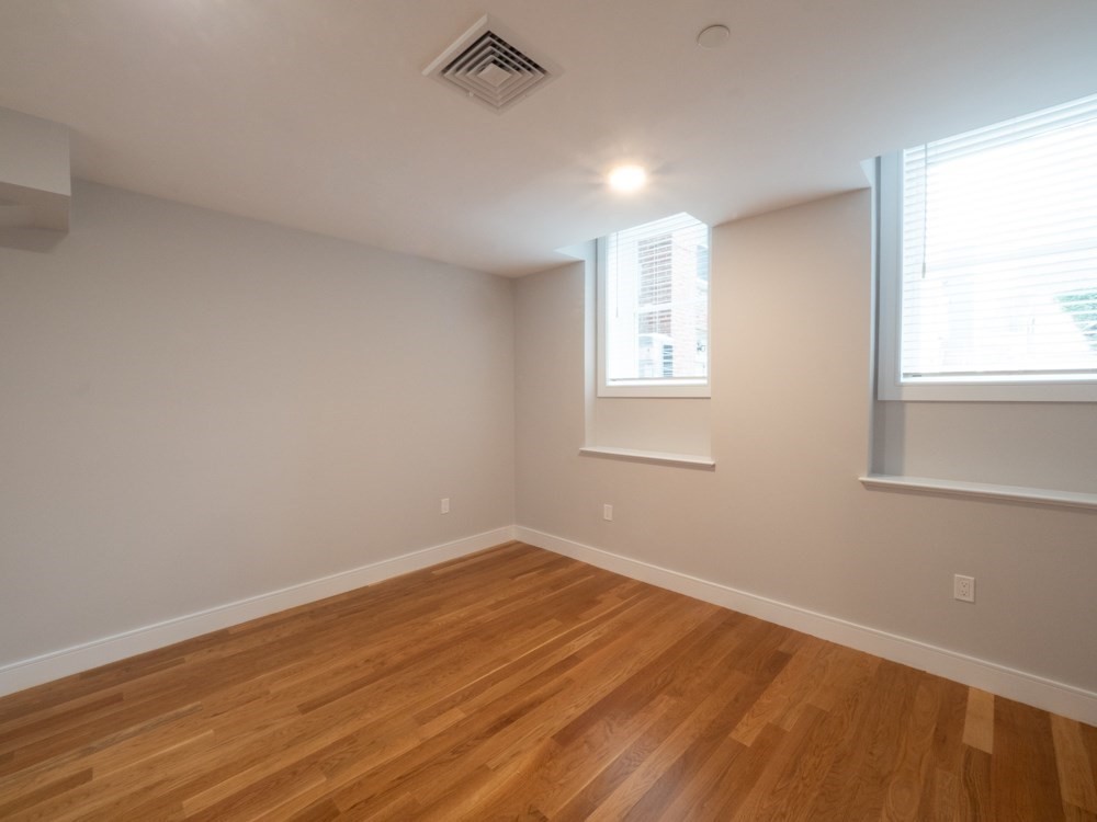 78 Gibbs Street # B