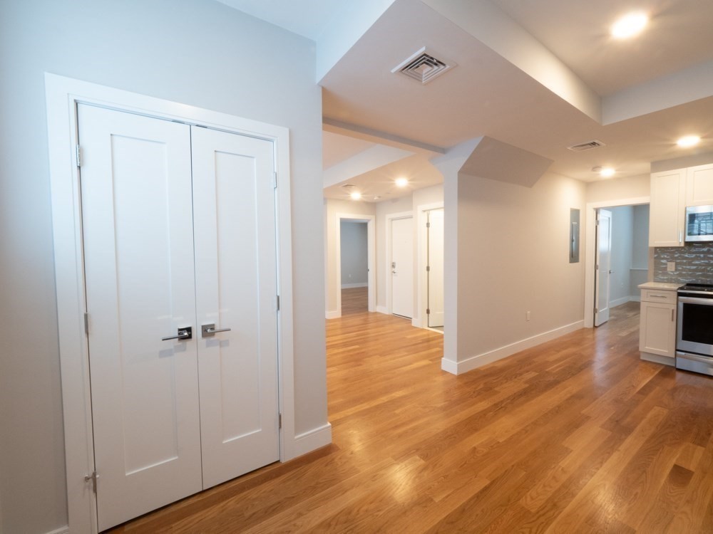 78 Gibbs Street # B