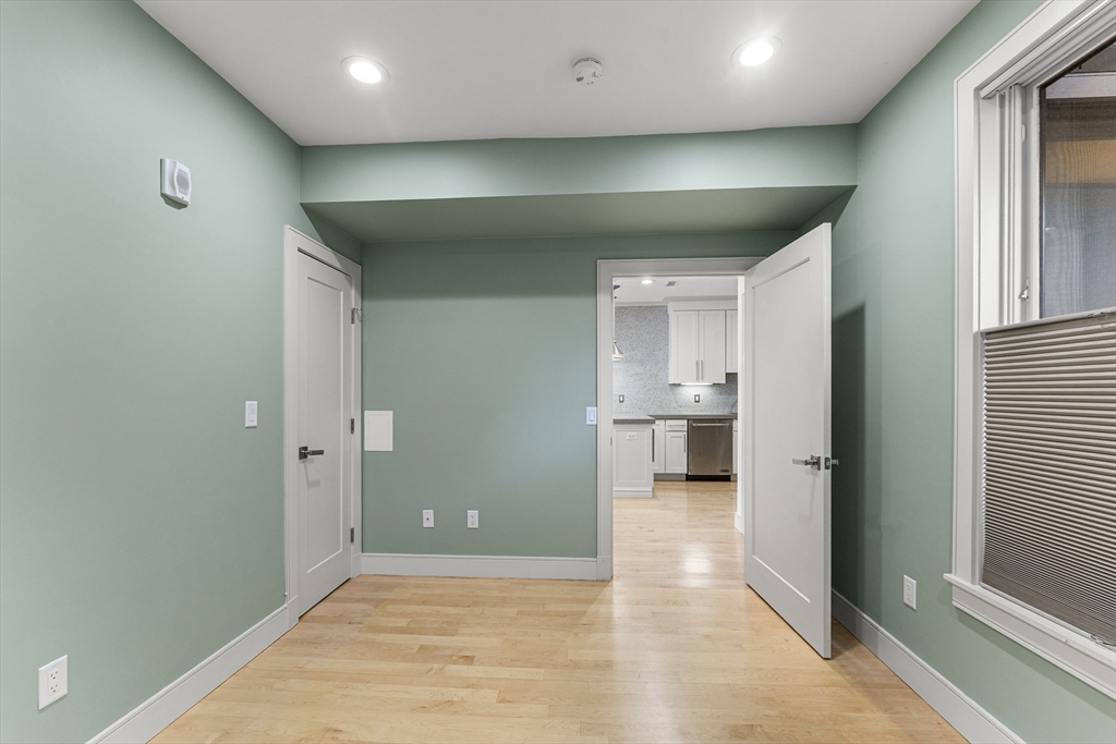 542 Dorchester Ave. # 302