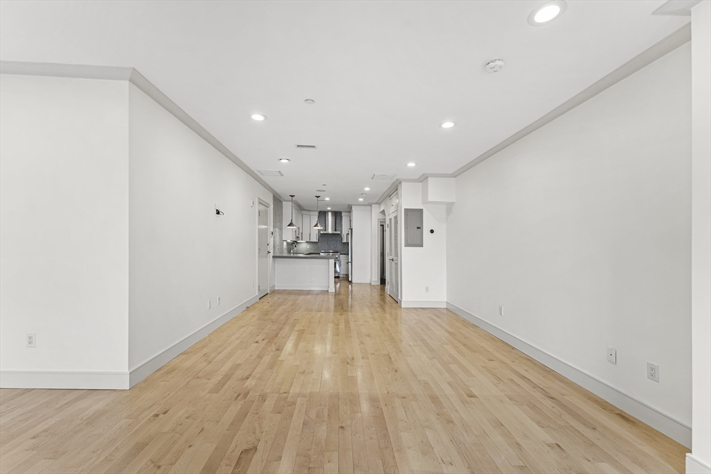 542 Dorchester Ave. # 302