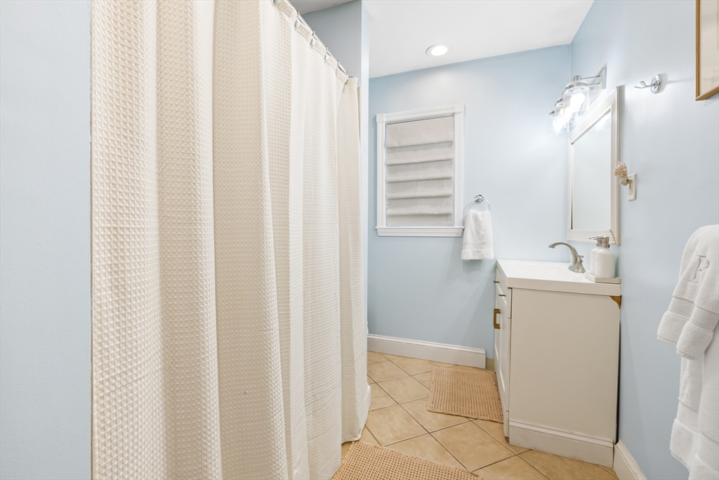 171 H St # 1