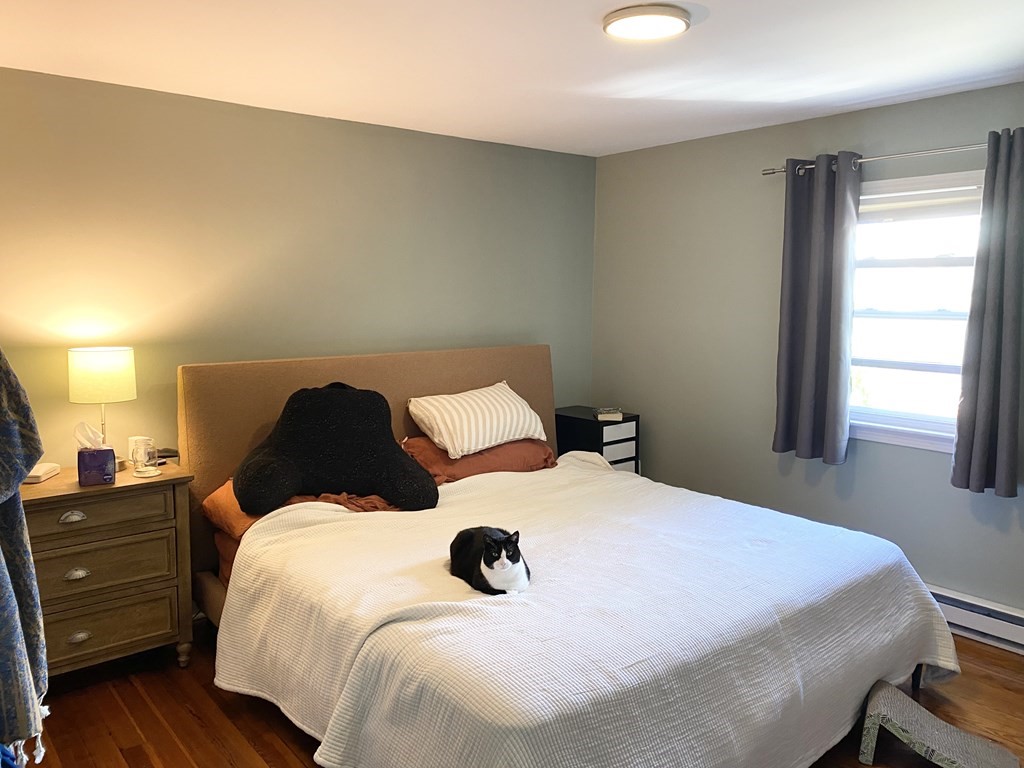 135 Central St # 3