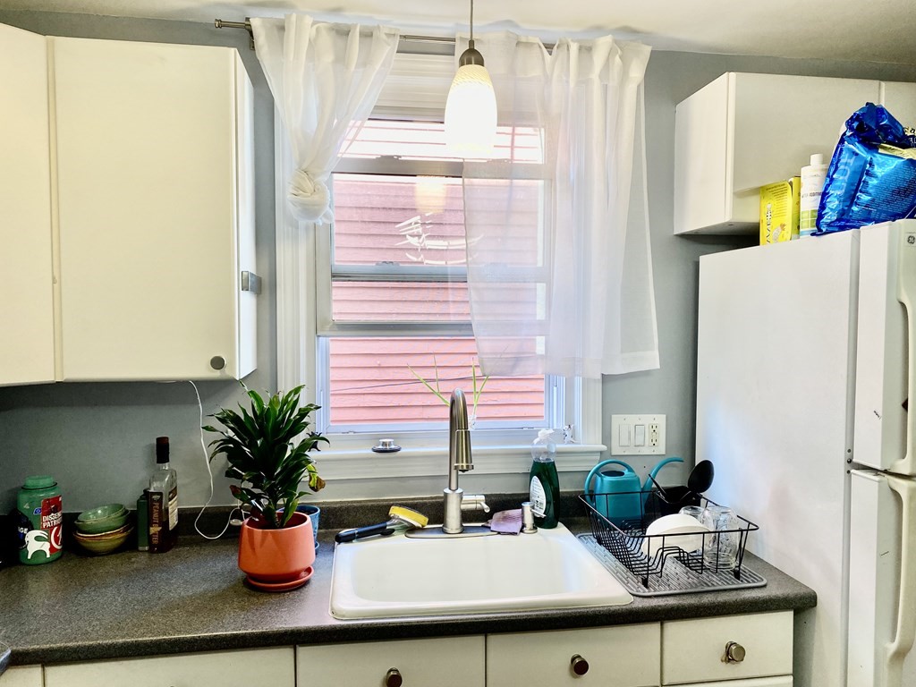 135 Central St # 3