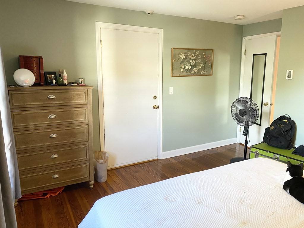 135 Central St # 3