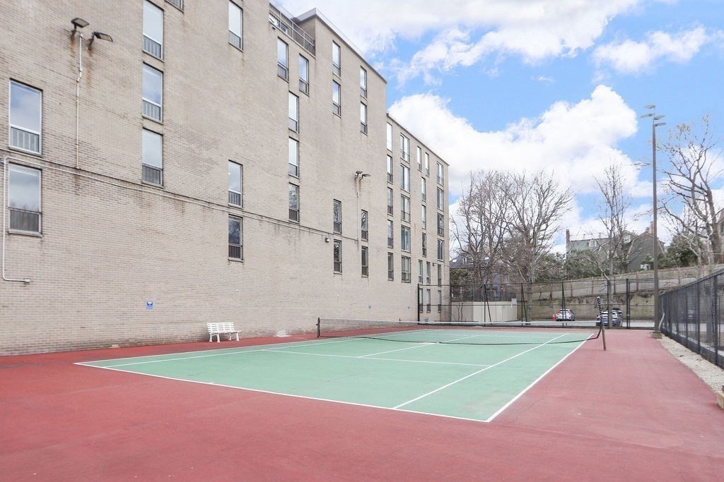 33 Pond Ave # 524