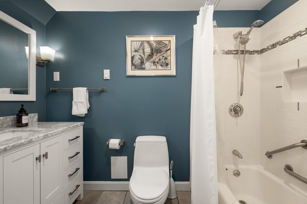 25 Pleasant St