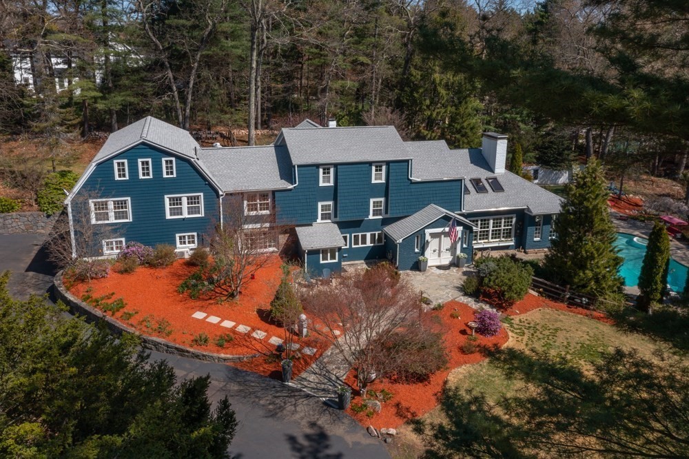 25 Pleasant St