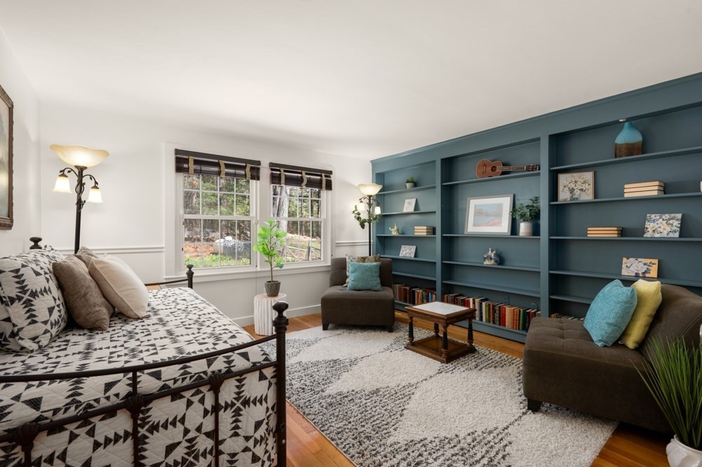 25 Pleasant St