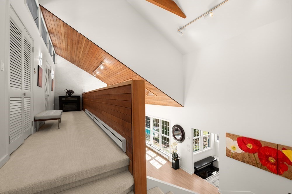 25 Pleasant St