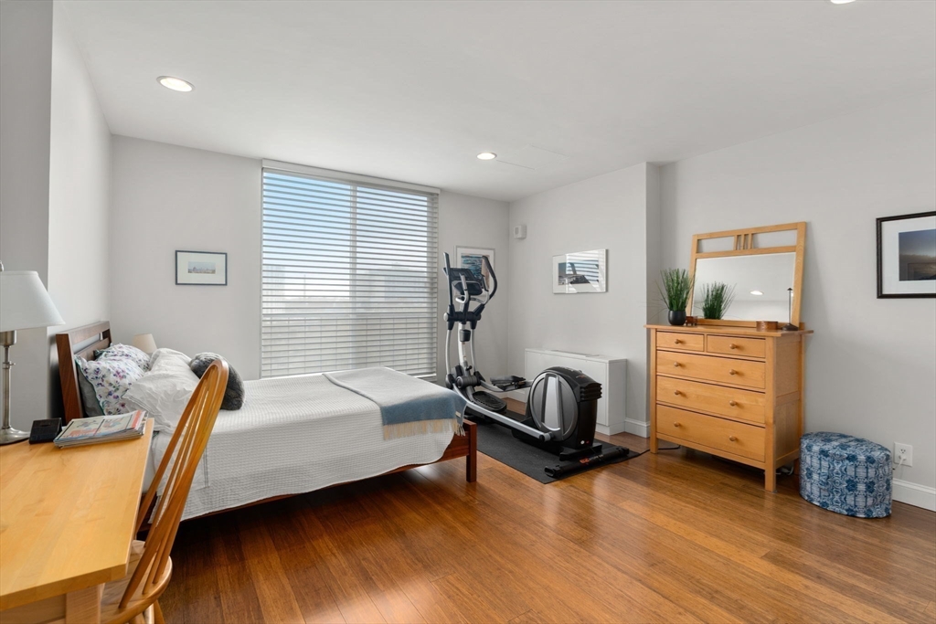 33 Pond Ave # 1213