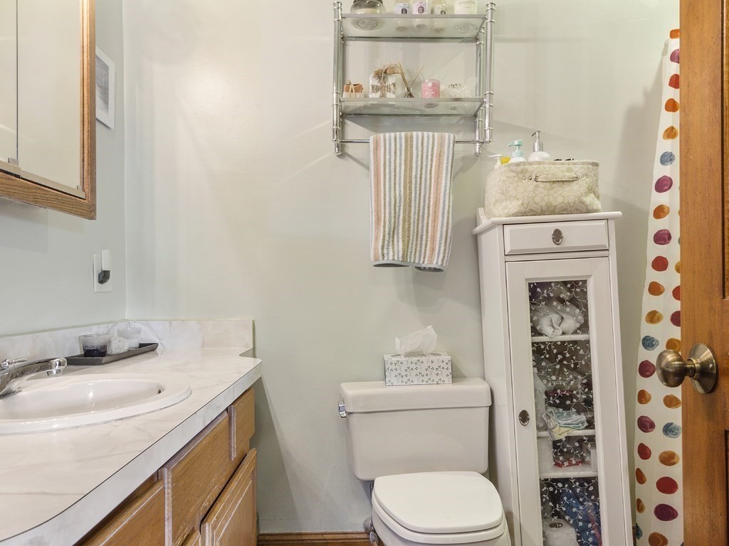 14 Arlington St # 3