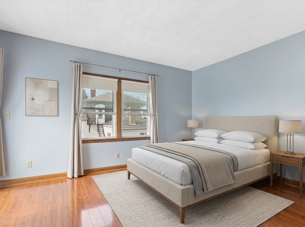 14 Arlington St # 3