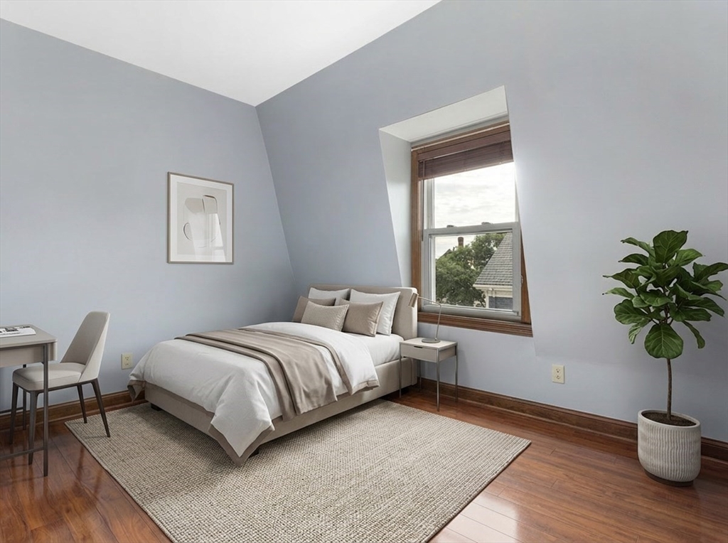 14 Arlington St # 3