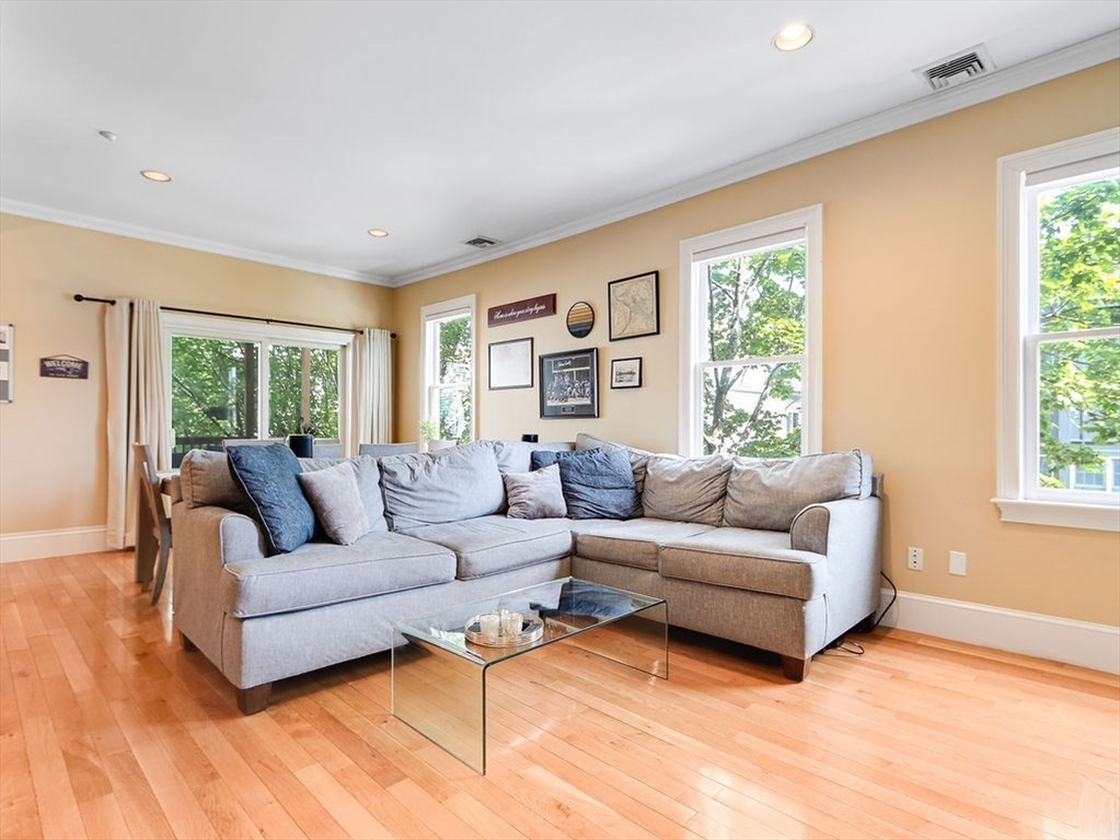 201 K Street # 4