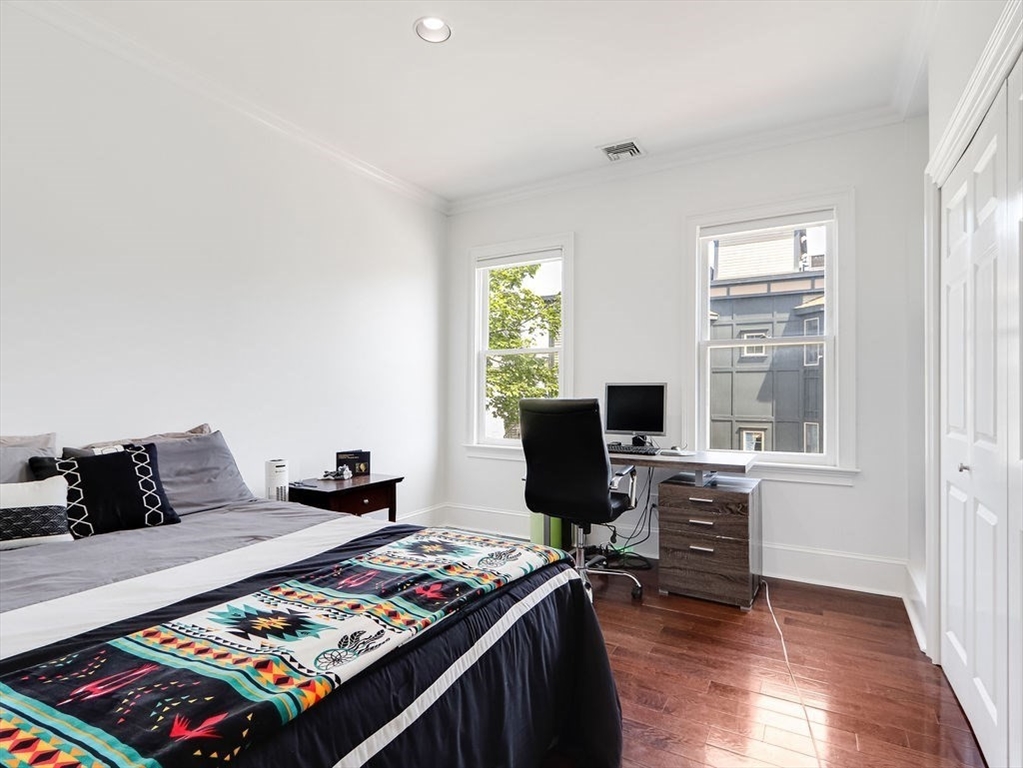 201 K Street # 4