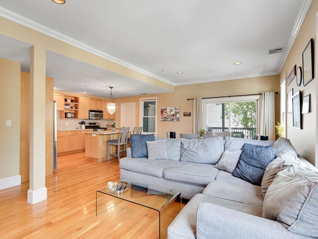 201 K Street # 4