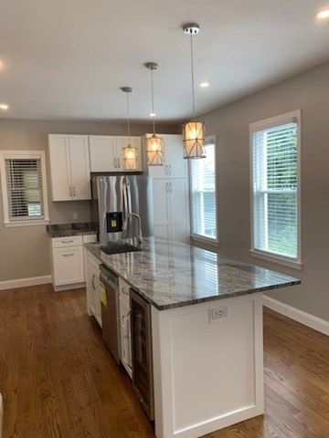 5 1/2 Edward St # 2