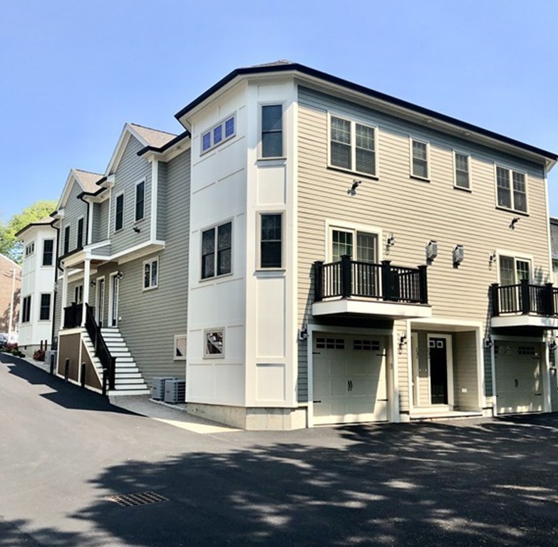 20B Hawthorne # 20B