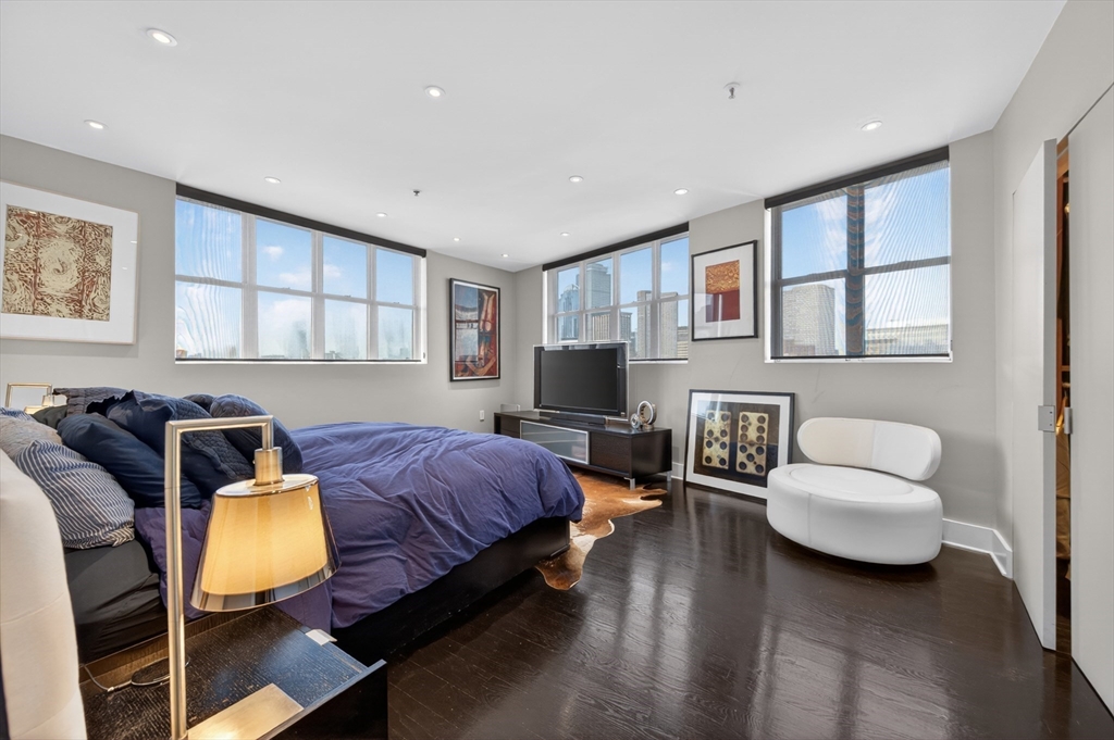 567 Tremont # 32