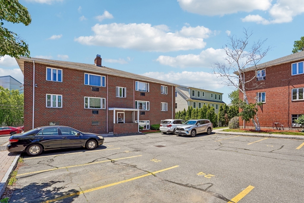 145 Warren St. # 7