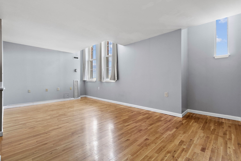 20-30 Daniels Street # 321