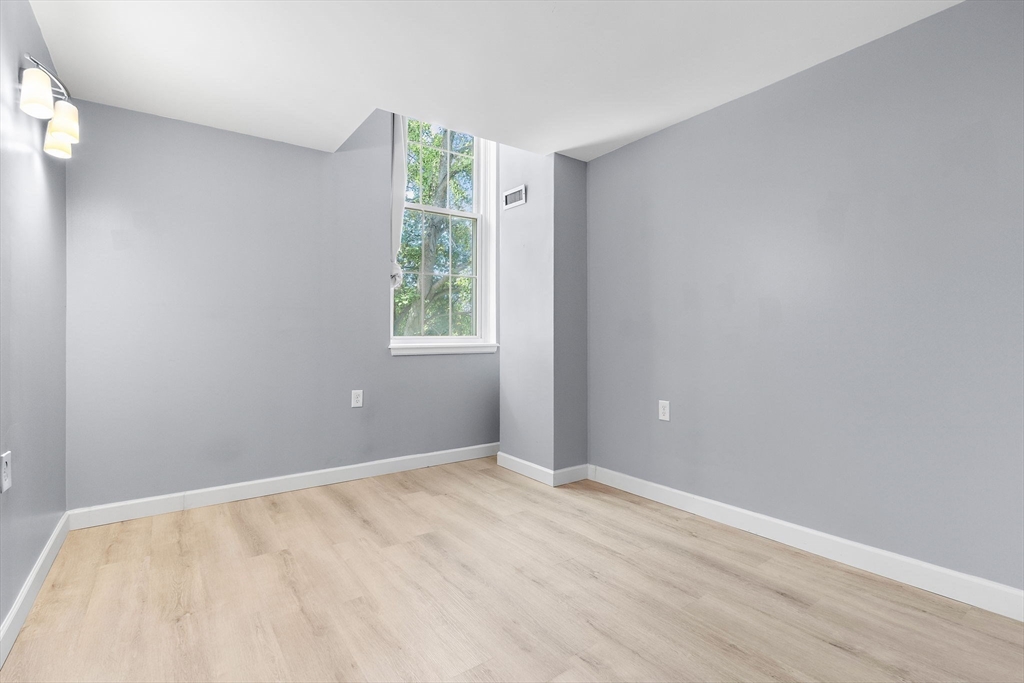 20-30 Daniels Street # 321