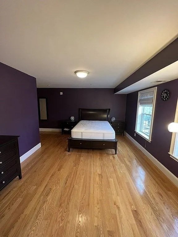 87 Franklin # 203