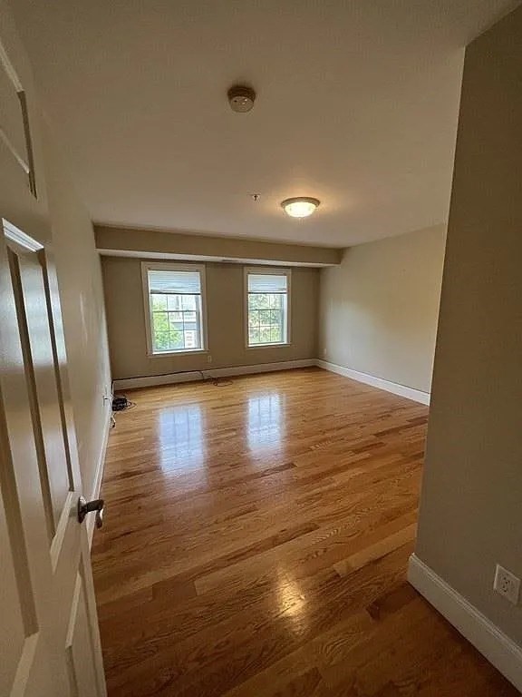 87 Franklin # 203