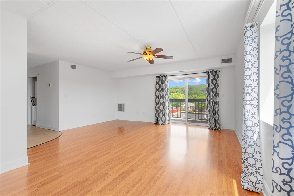 159 Main # 50A