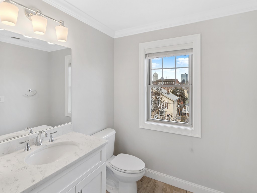 37 Lambert St # 37