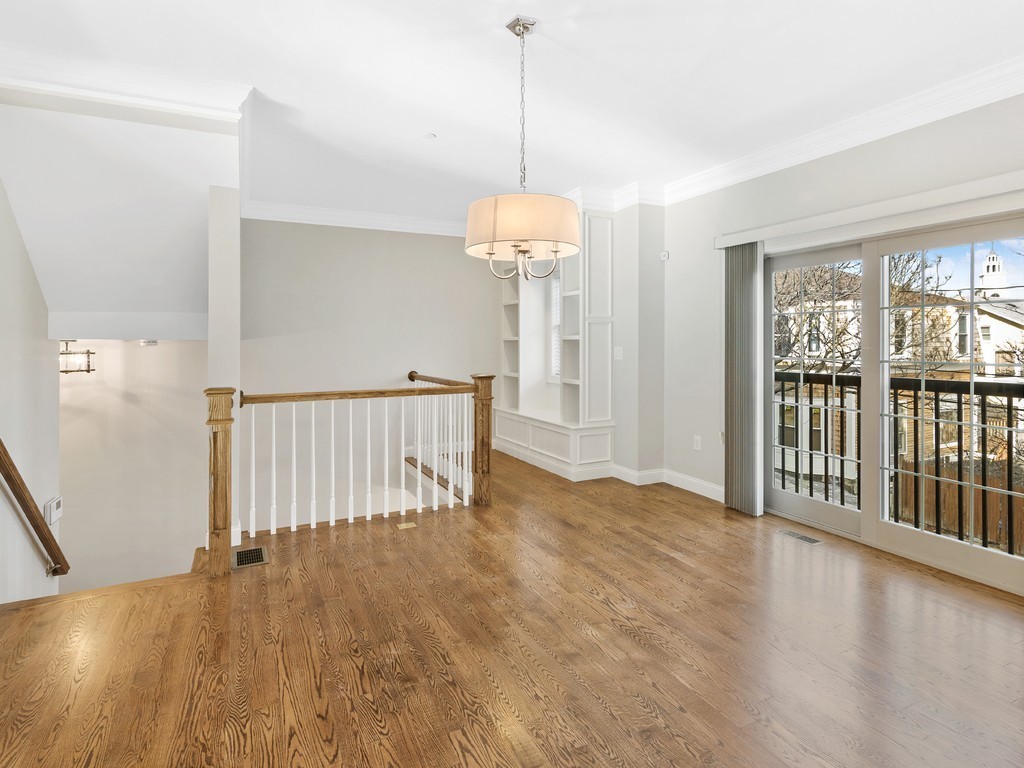 37 Lambert St # 37