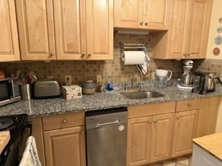 34 Babcock St. # 201