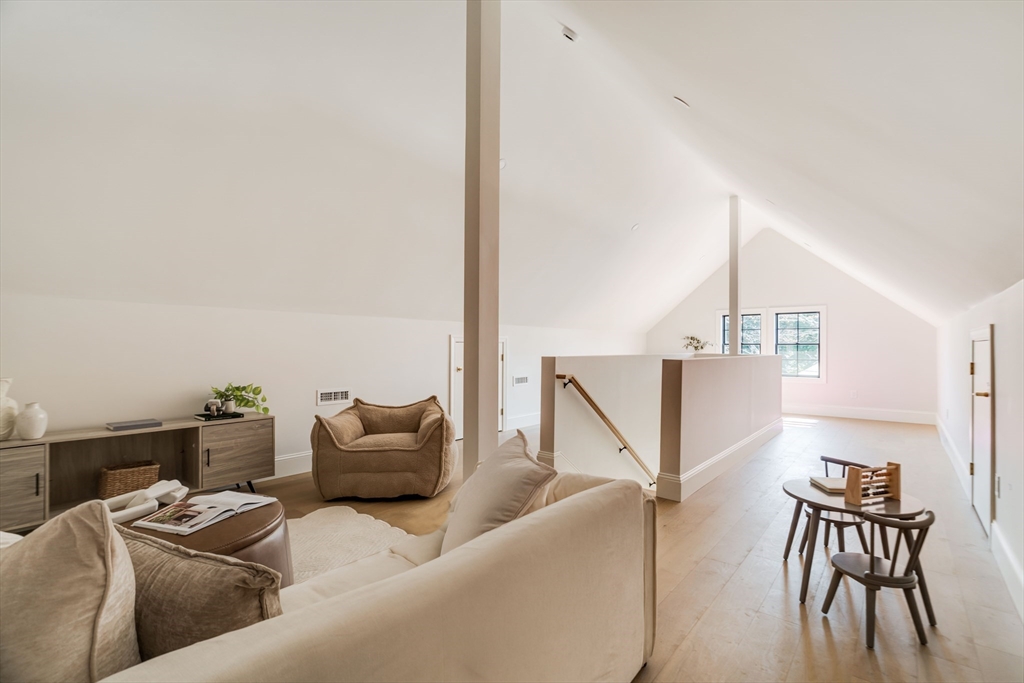 19 Curtis St. # 2
