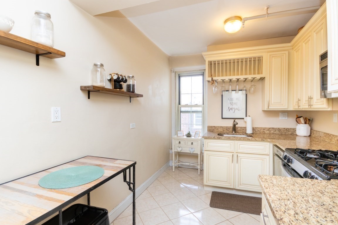 1450 Beacon St # 603