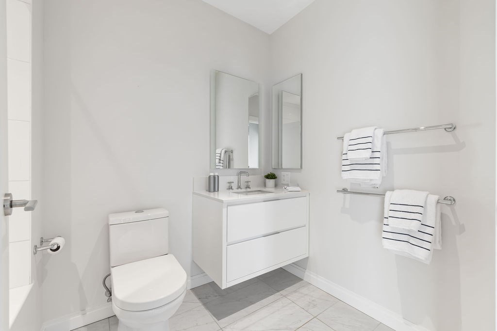 100 Shawmut Ave # 807 Unit: 8-807