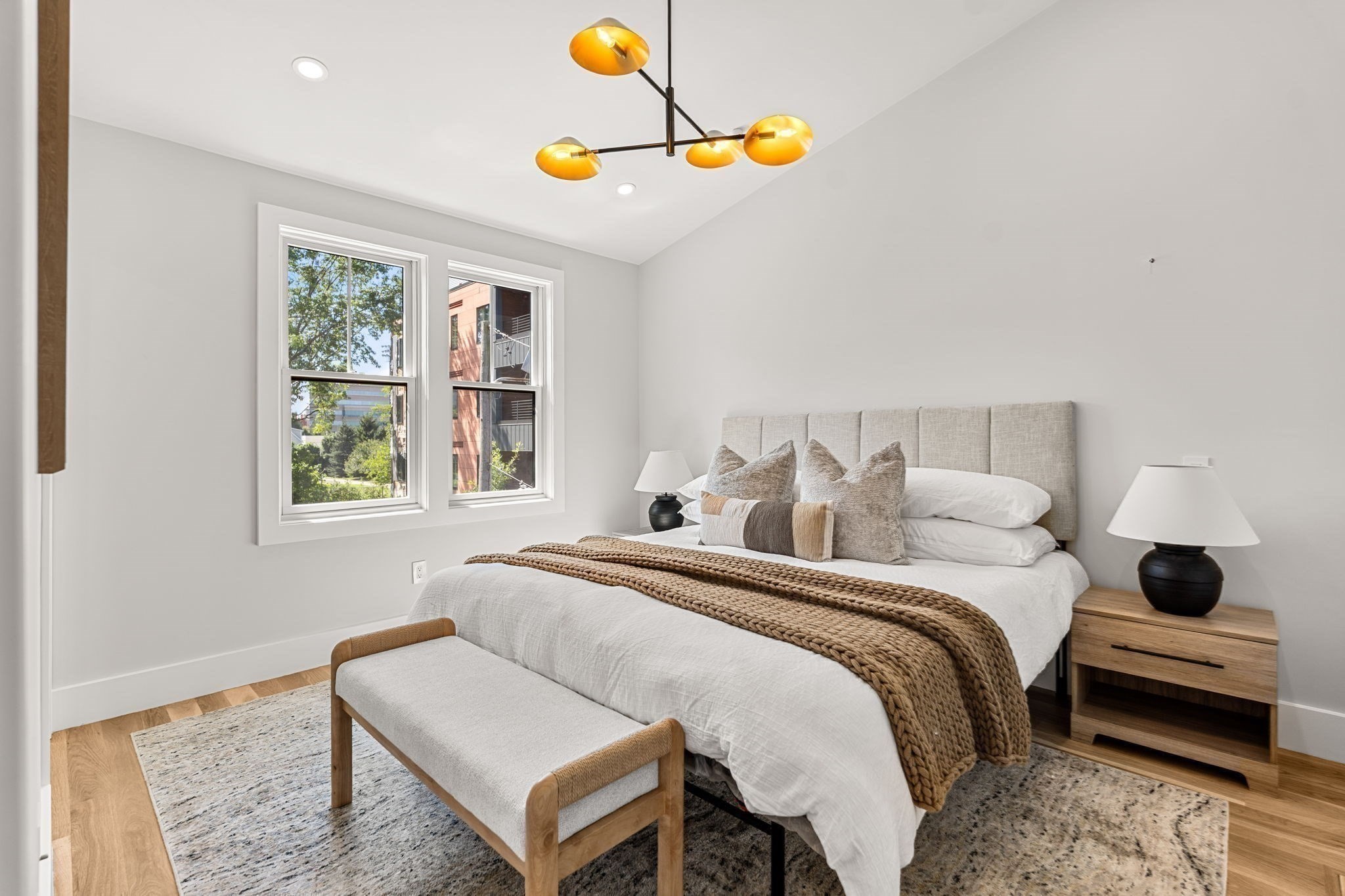 17 Lothrop St # 17