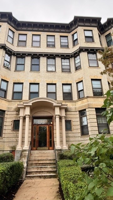 1868 Commonwealth Ave. # 14