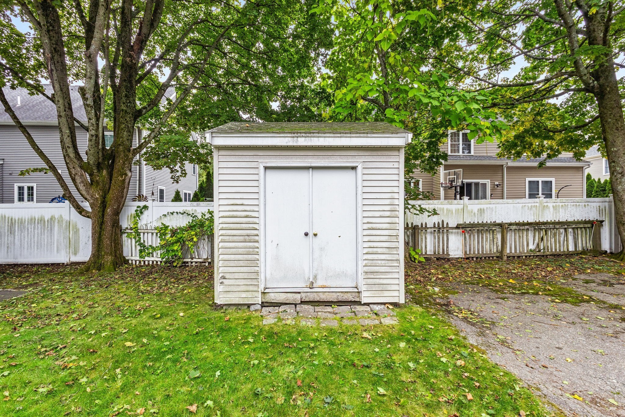 22 Salem St. # 1