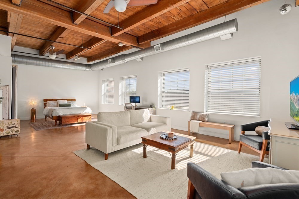 60 Dudley St. # 322
