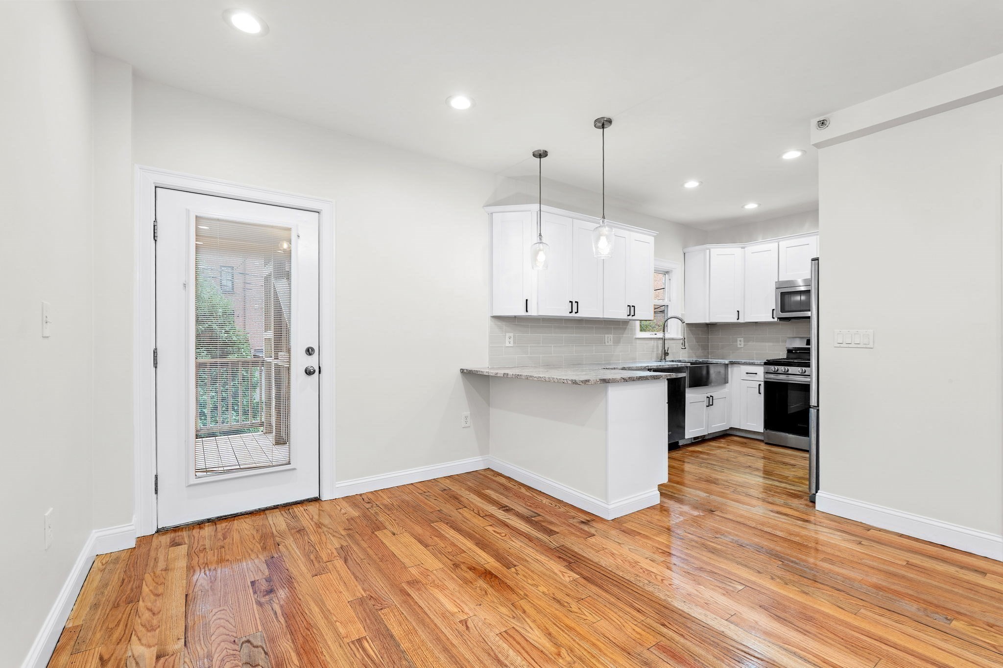 108 Bennington St # 1