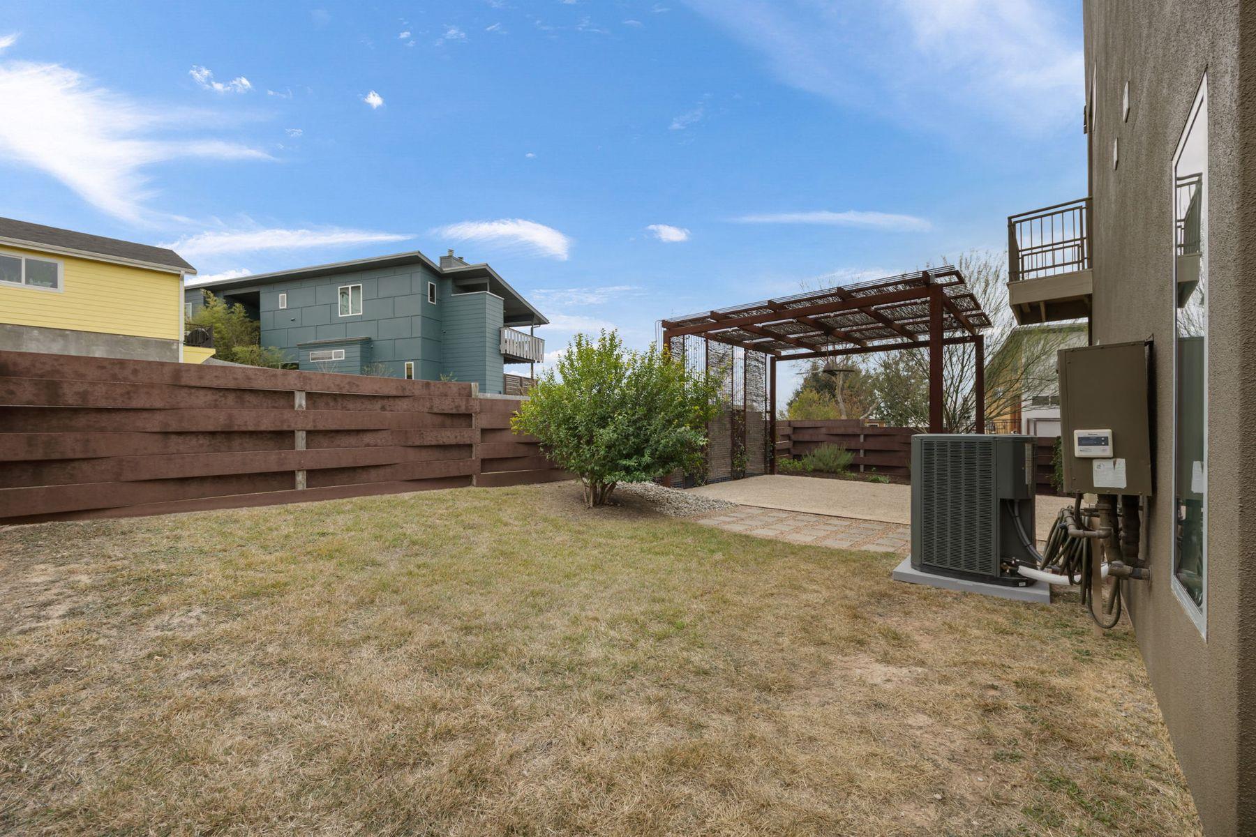 5421 Agatha CIR
