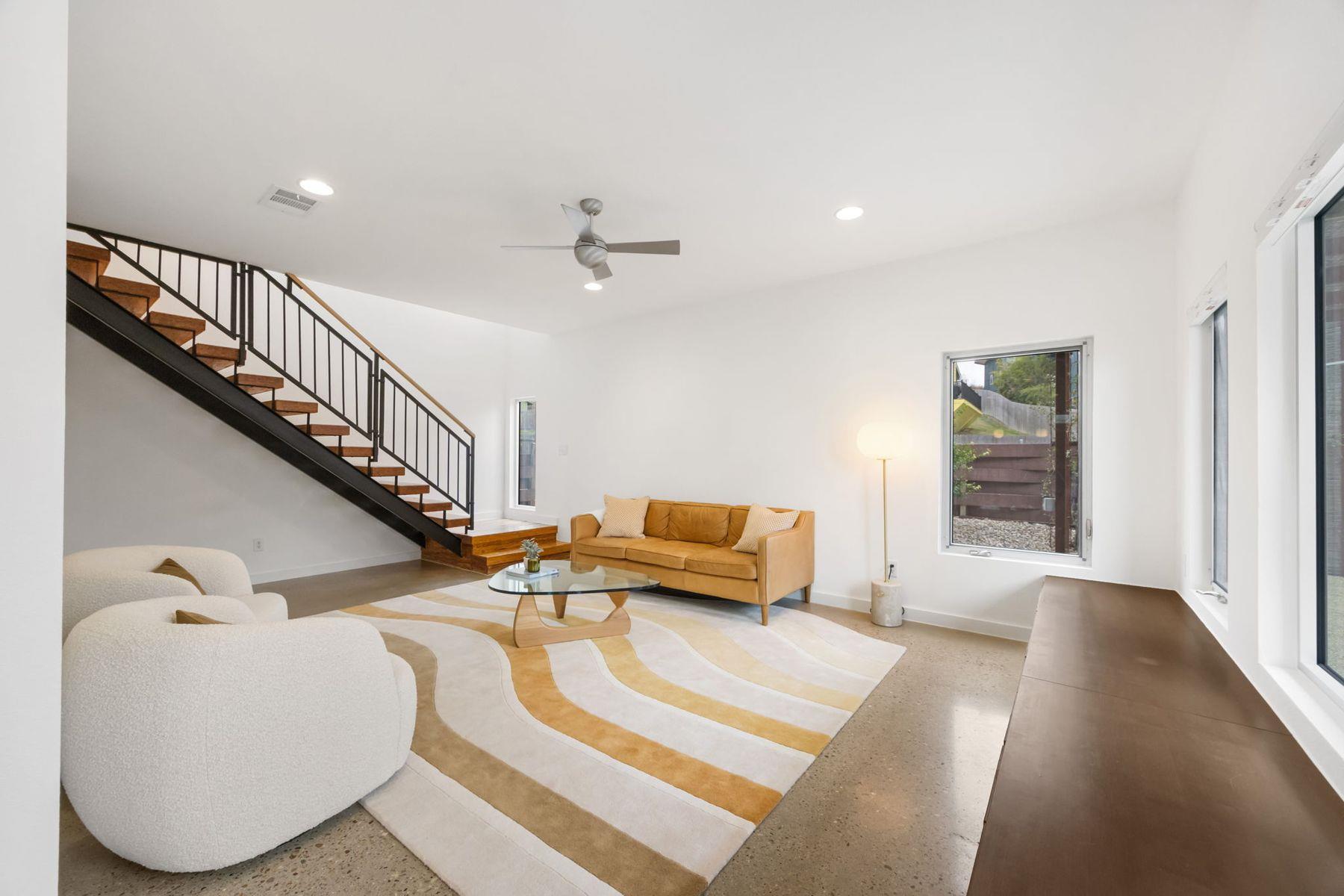 5421 Agatha CIR