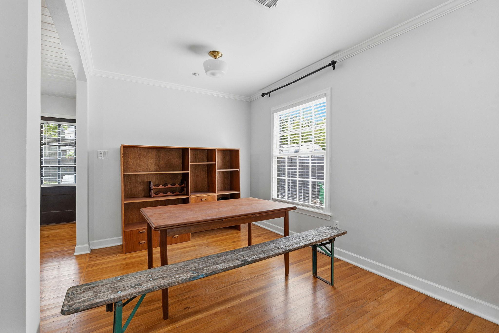 2635 W 45th ST
