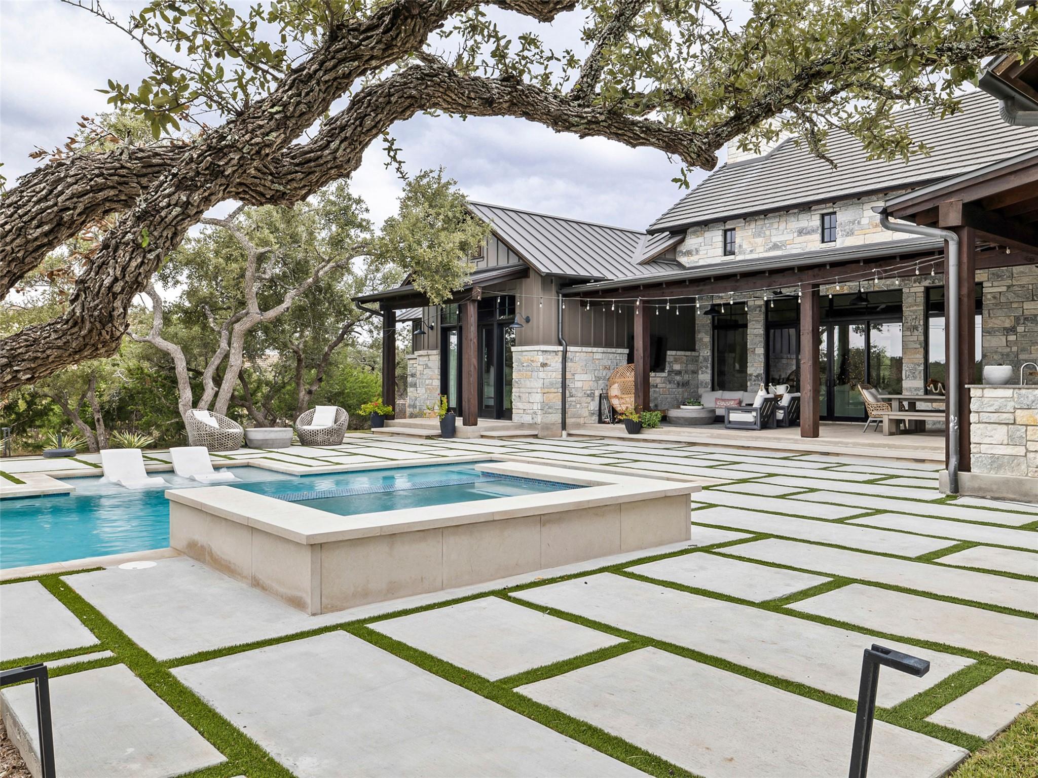 488 Dario DR