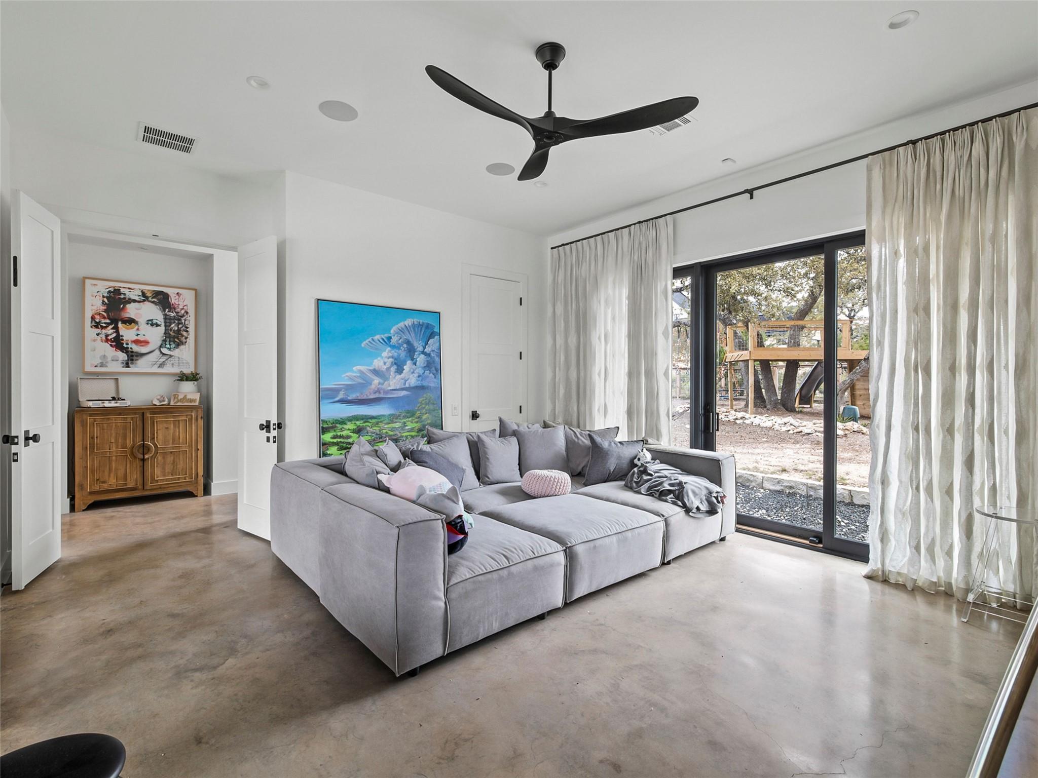 488 Dario DR