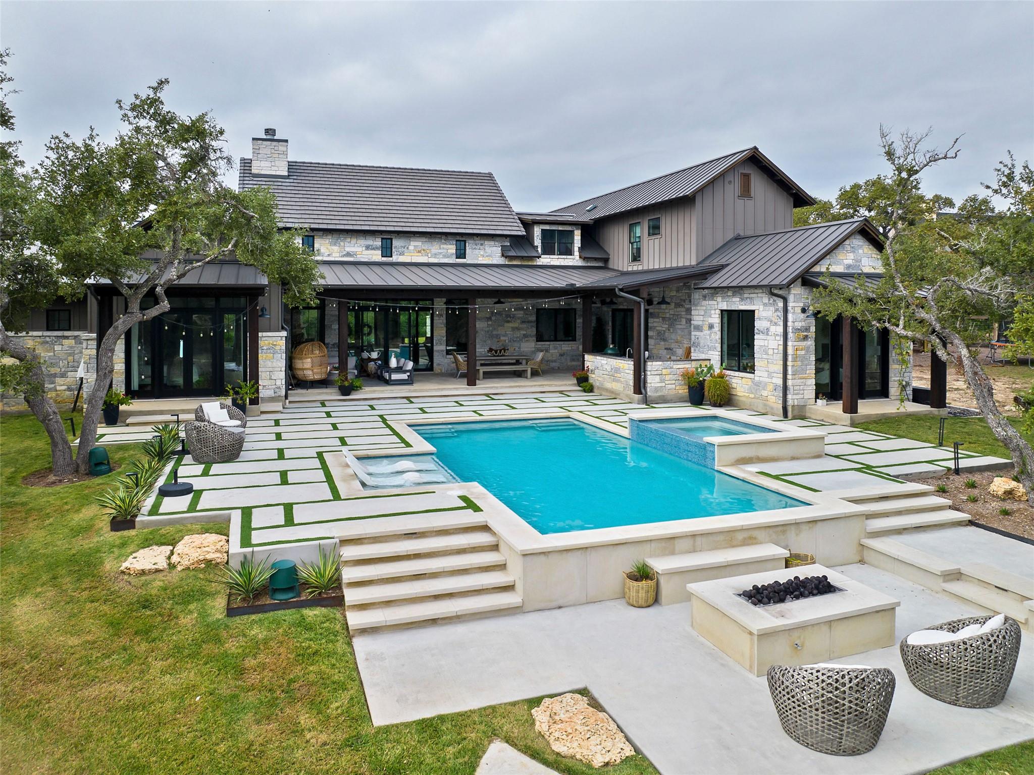 488 Dario DR